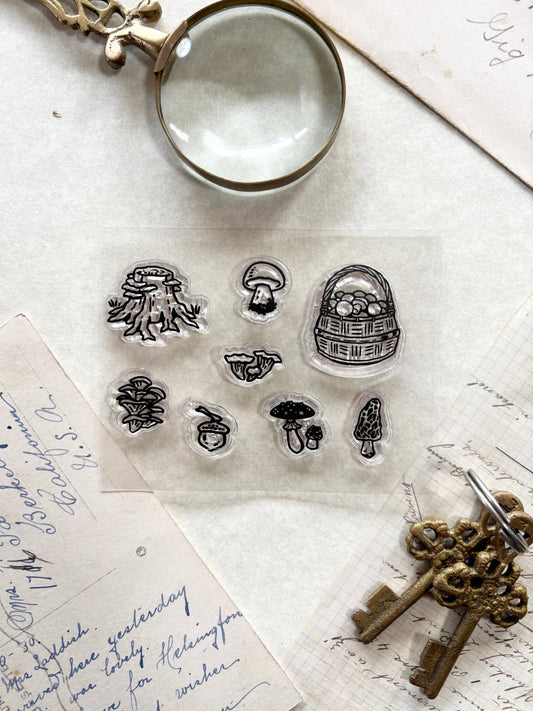 Foraging clear stamp set