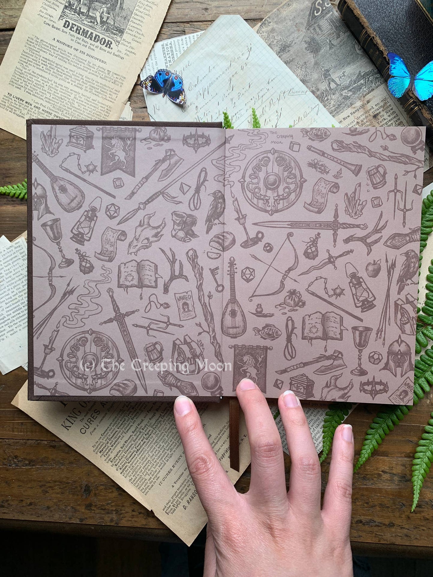 🌙 The Wanderer B6 Vegan Dot Grid Notebook - Gold