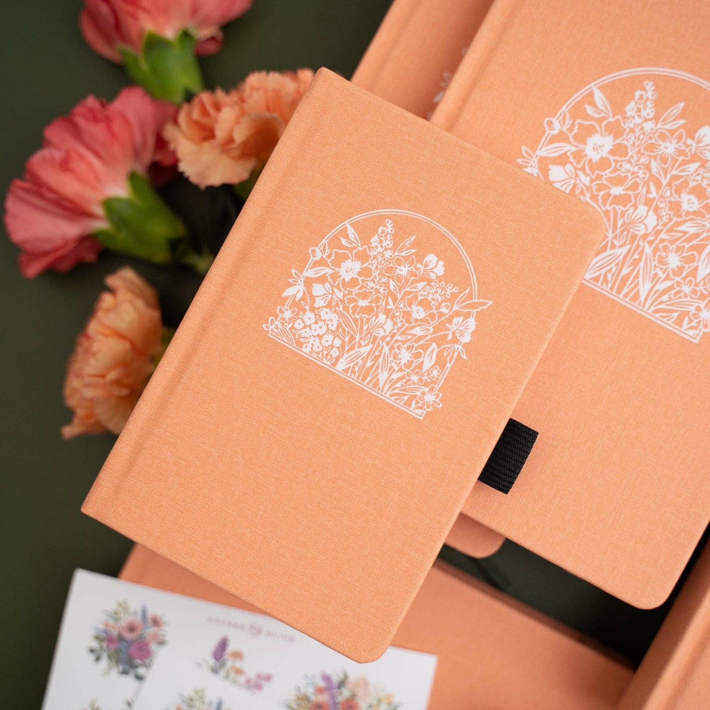 Wildflowers Framed | Notebook: Dot Grid / A5: 192 Pages
