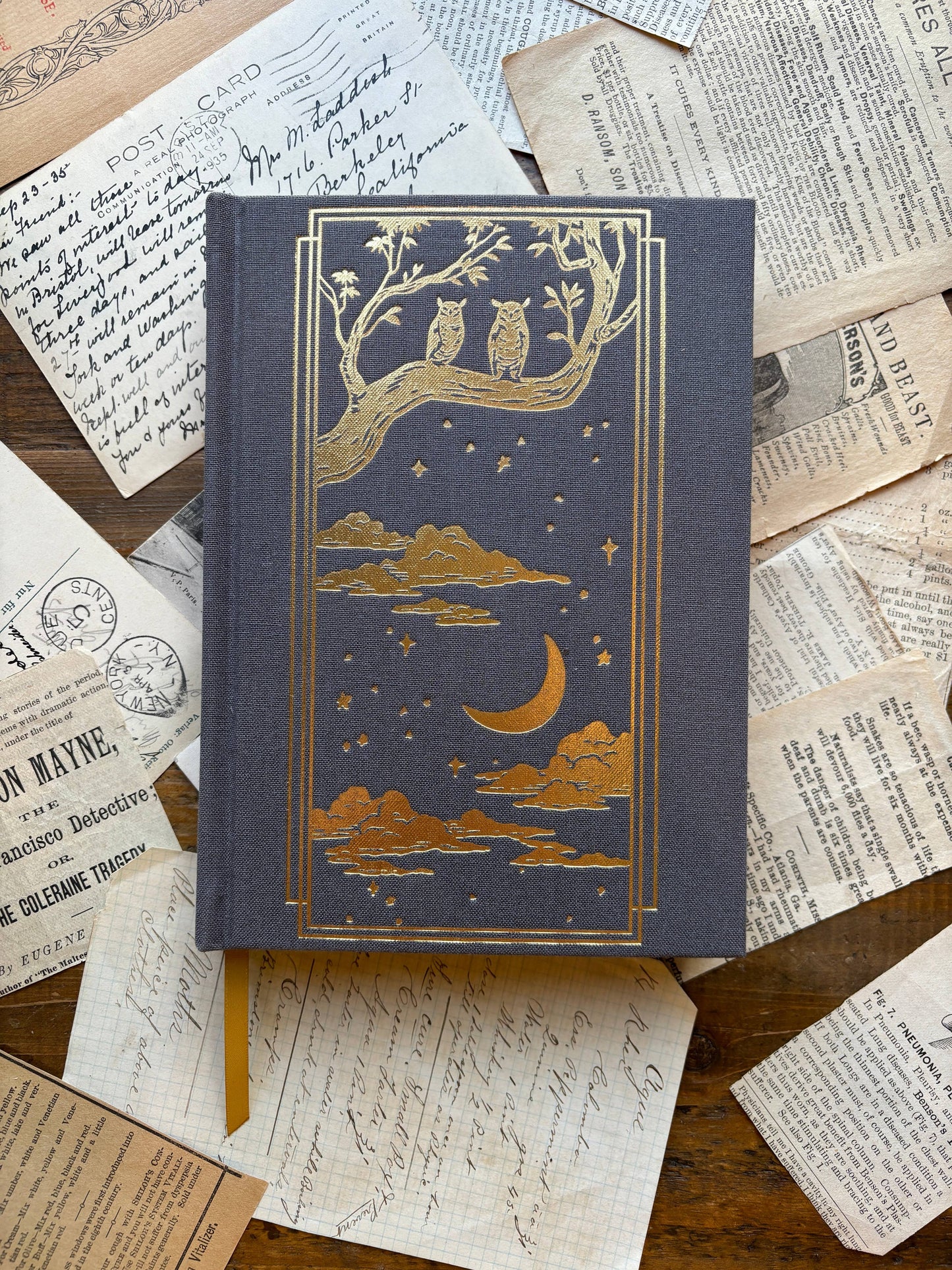 🔮 The Oracle B6 Black Paper Notebook - Gold