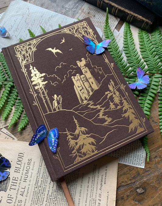 🌙 The Wanderer B6 Vegan Dot Grid Notebook - Gold