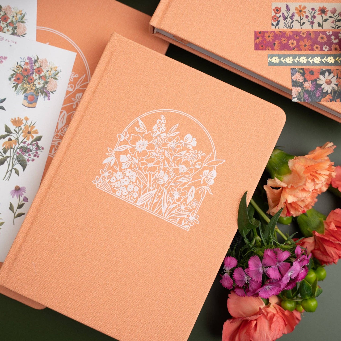 Wildflowers Framed | Notebook: Dot Grid / B6: 112 Pages