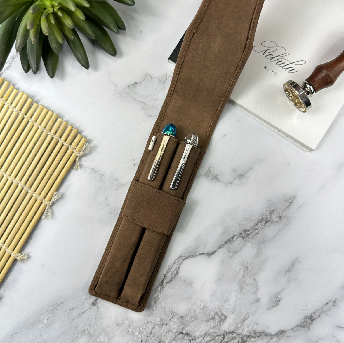 Girologio Leather 2 Pen Case: Bomber Brown