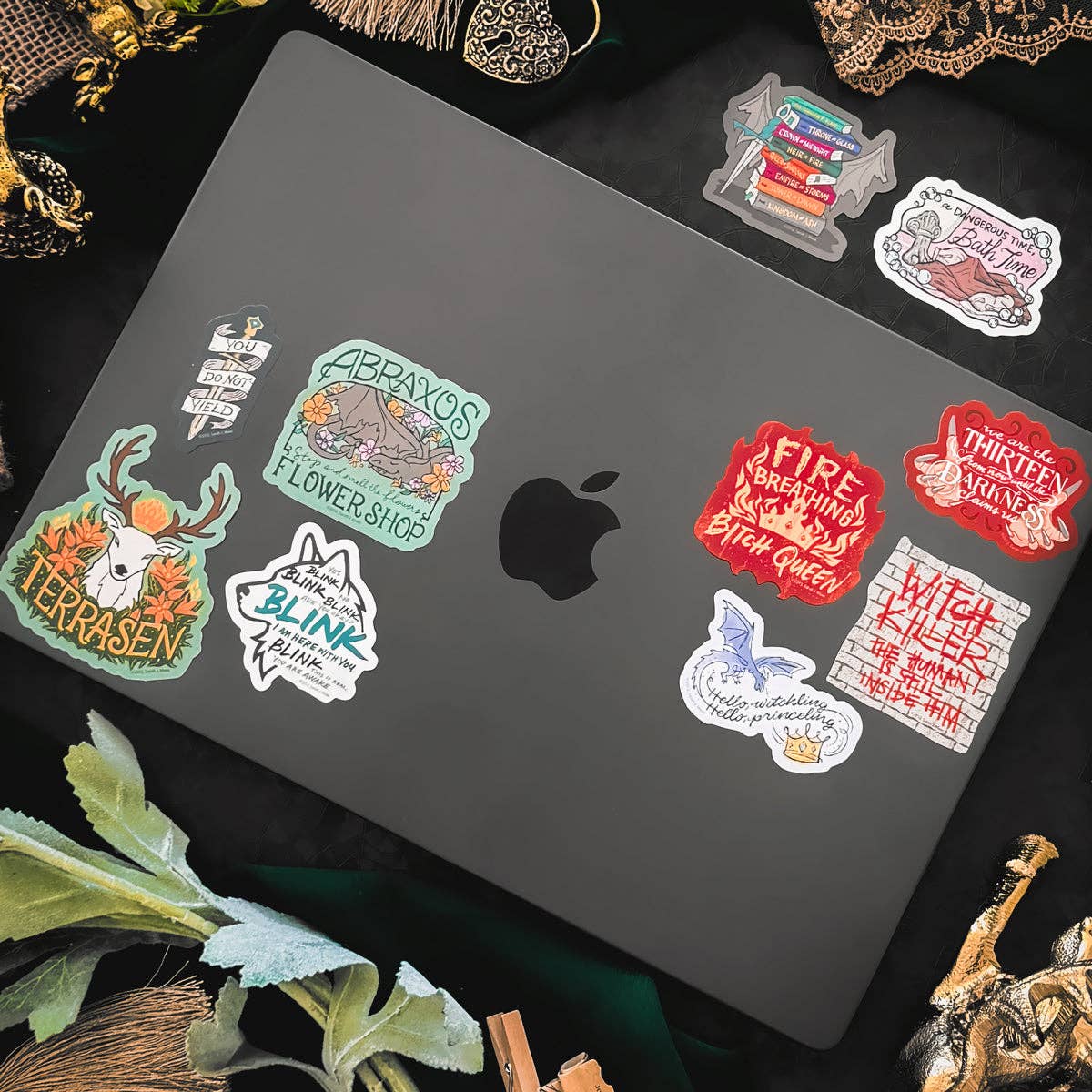 Throne of Glass Decals (10-Pack)